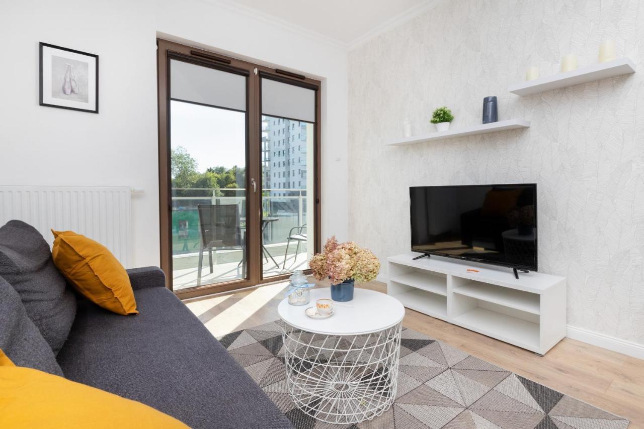 Modern Apartment With Balcony By Noclegi Renters Gdansk Exterior foto